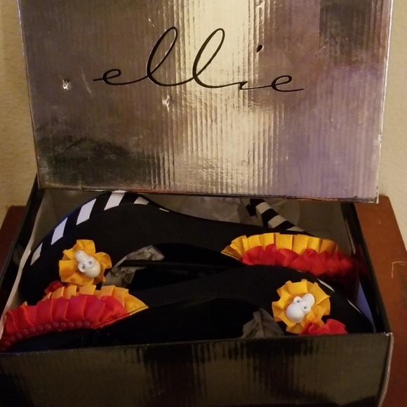 Ellie 4"  heels size 10, skulls cosplay, halloween - Picture 6 of 6